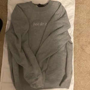 Mens Small Nike Just Do It Crew Neck